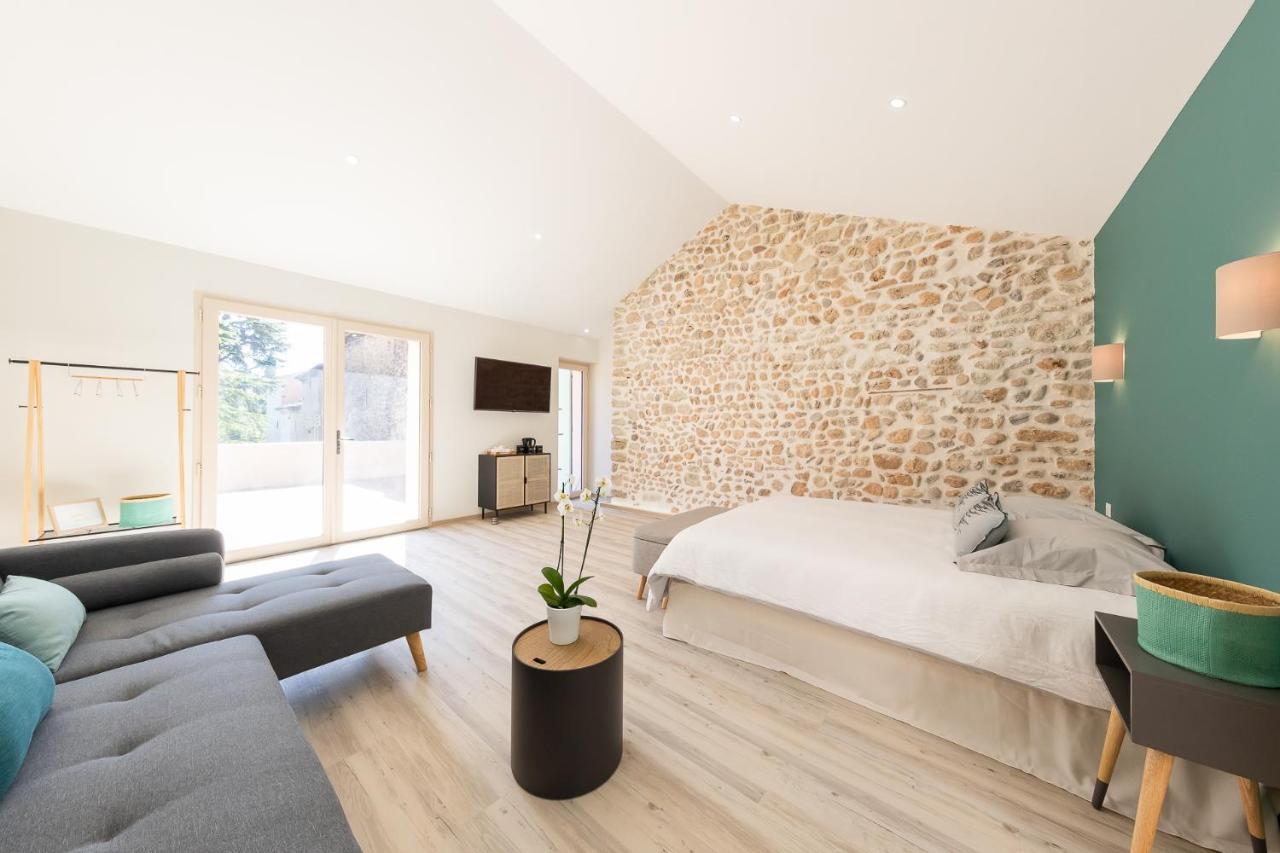 Maison D'Hotes 1800 圣塞勒莱斯维 外观 照片